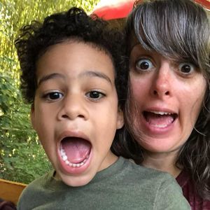 Meet your Posher, Crystal